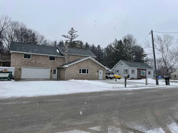5351 Steves Cheese Rd, Denmark, WI 54208