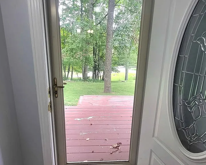 825 Jonathan Ln — Photo 22