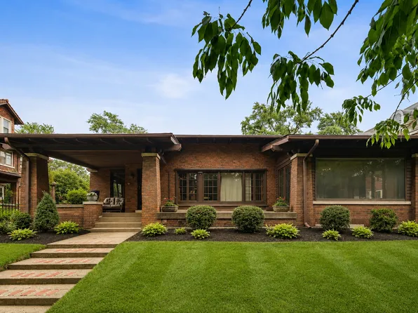 6829 S Constance Ave, Chicago, IL 60649