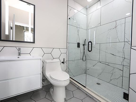5th image of 1849 E Venango St #203