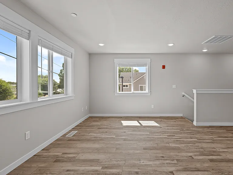 435 2nd Ave N #3 — Photo 34