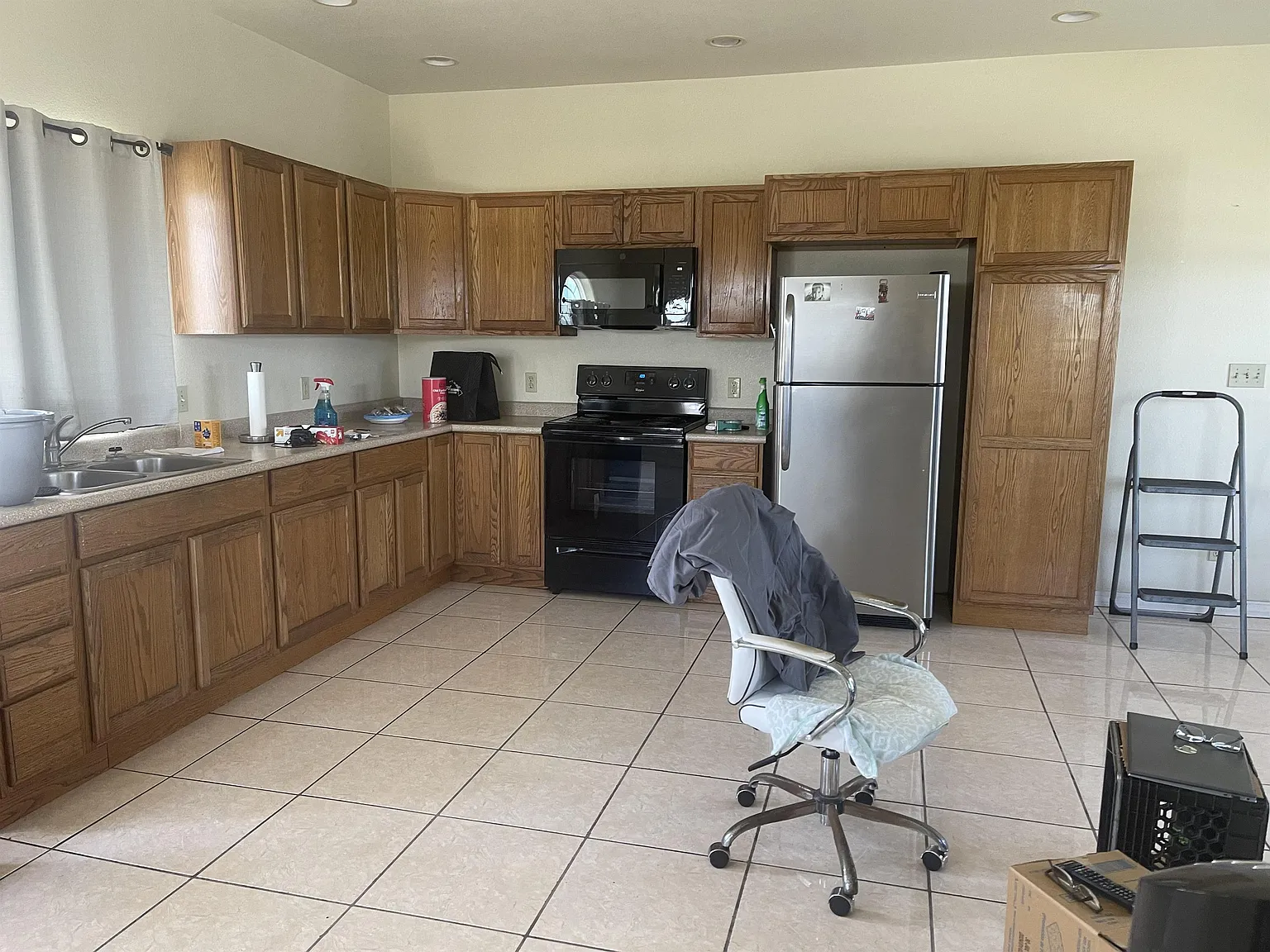 444 Kaulana Street - A — Photo 2