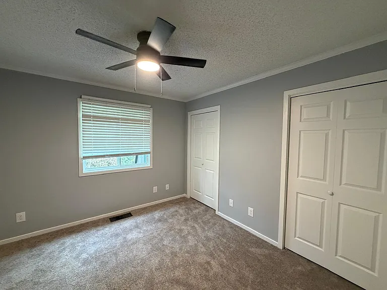 31 Canterbury Ct — Photo 19