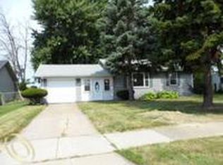 13715 McKinley Ave, Warren, MI