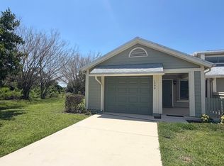 1590 SE Dewberry Ct, Port Saint Lucie, FL 34952