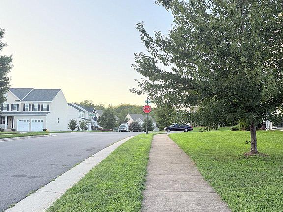 2nd image of 5675 Spriggs Rd #Basement