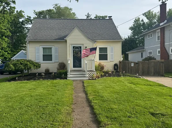 40 Brendel Ave, Hamburg, NY 14075