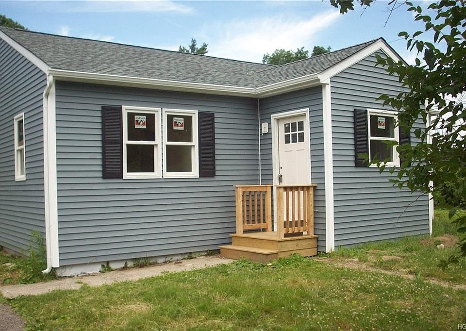 1st image of 1 Livonia Dr