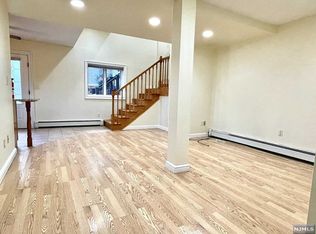 1531 11th St #2, Fort Lee, NJ 07024