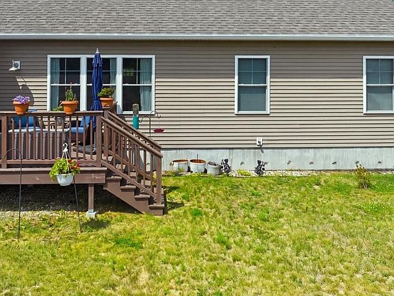 5th image of 12 Champagne Lane