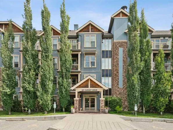 201 SW Sunset Dr #113, Cochrane, AB T4C 0H5