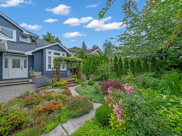 14741 30th Ave, Surrey, BC V4P 3E6