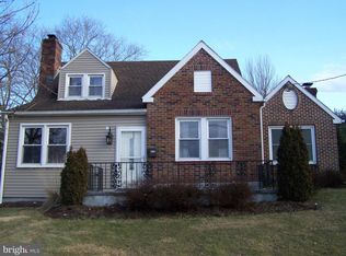 94 Mull Ave, Sinking Spring, PA 19608