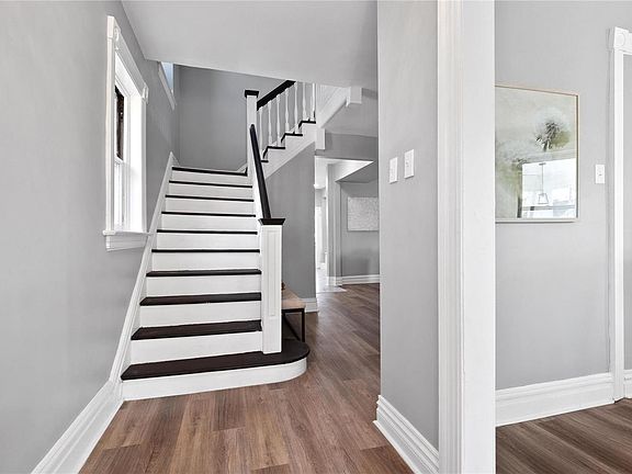 4th image of 7321 Canterbury Ave
