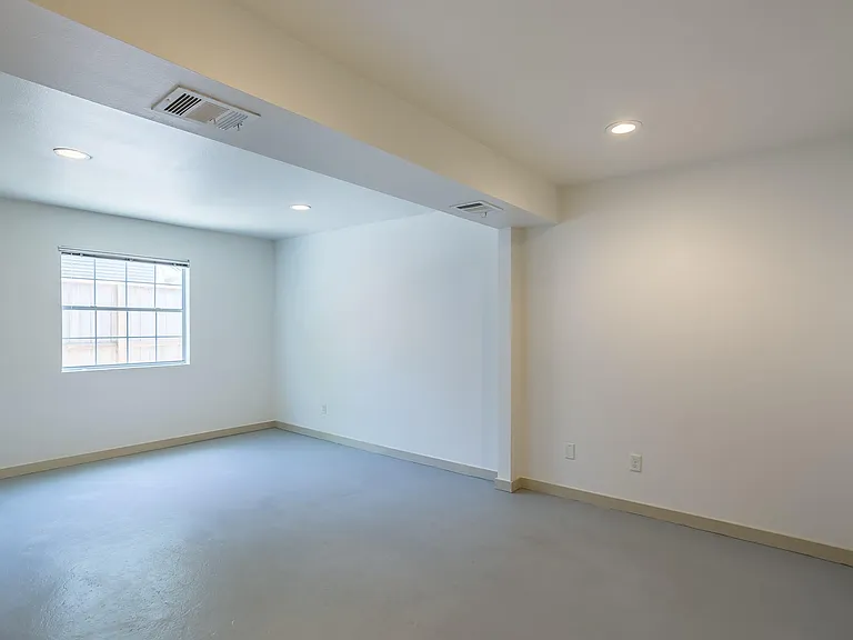 1420 W Alabama St #A — Photo 16
