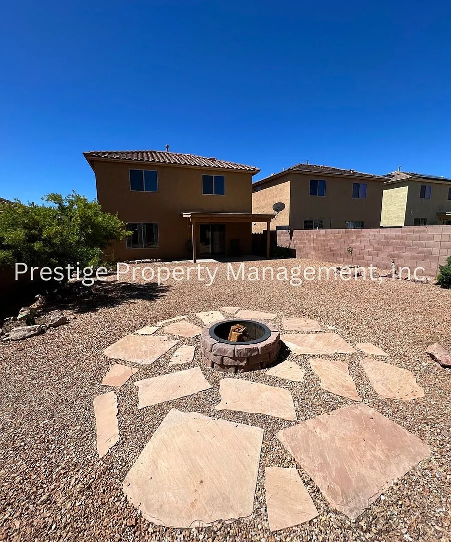 4BR/2.5BA Nestled in the Heart of Los Arroyos!! — Photo 1
