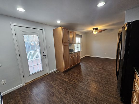 3rd image of 4513 Pine Valley Ct