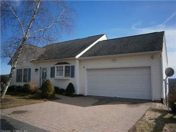 5 Holstein Ln, Portland, CT 06480