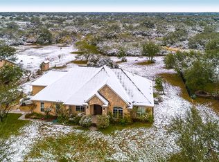 190 Fairway Rdg, Beeville, TX 78102