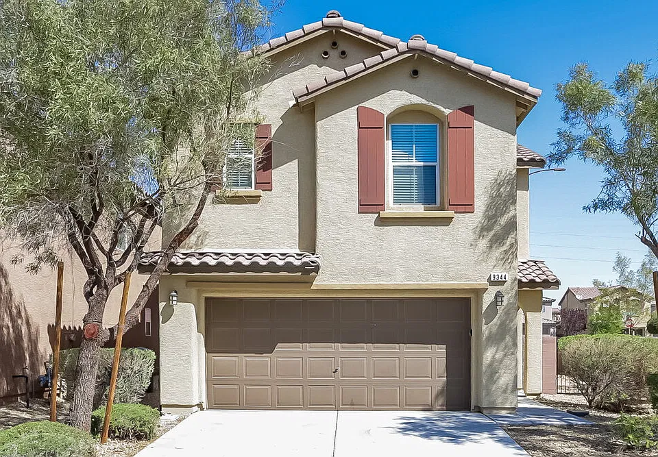 9344 Wild Lariat Ave