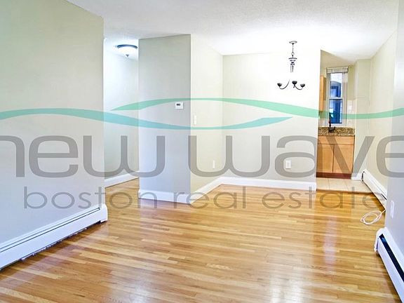 3rd image of 15 Blackwood St #32