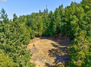 643 Hutchins Dr, Roseburg, OR 97471