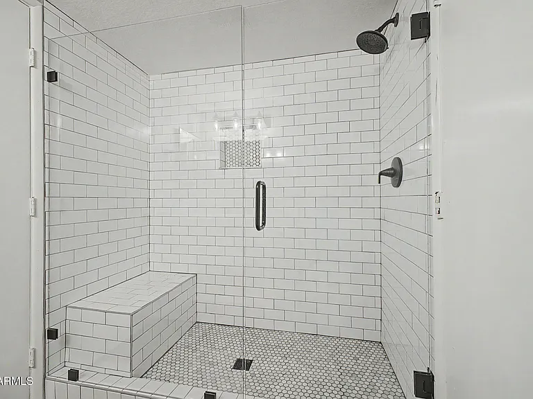 1333 E Morten Ave #140 — Photo 20