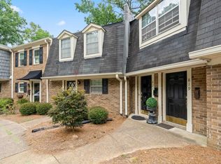 821 Vestavia Villa Ct #821, Birmingham, AL 35226