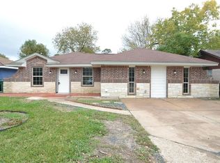 6319 Maple Hill Dr, Houston, TX 77088