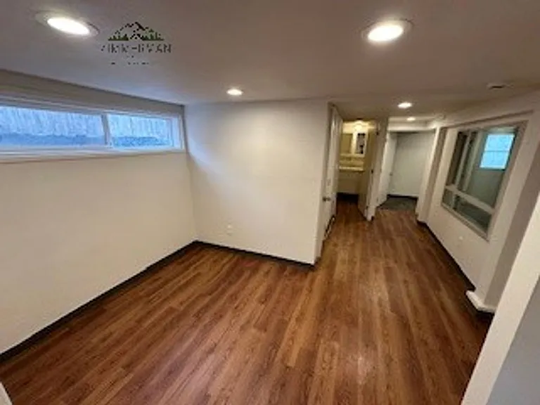487 W 19th Ave — Photo 12