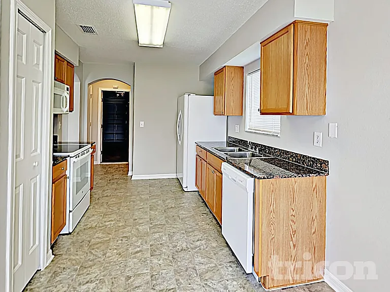 13130 Fennway Ridge Dr — Photo 7