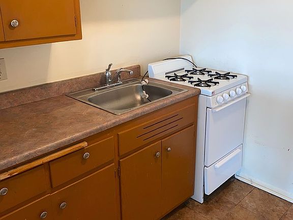 4th image of 9913 W Lisbon Ave APT 1