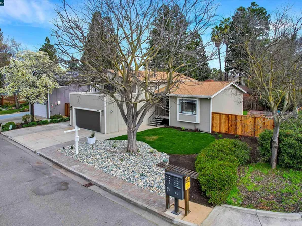 400 Ivy Ln, Pleasant Hill, CA 94523