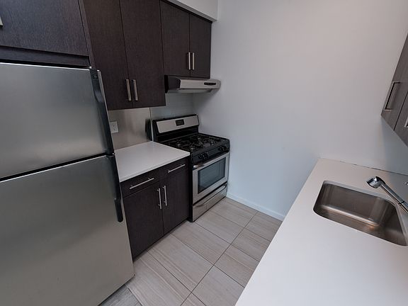 2nd image of 27-57 Crescent St #3B