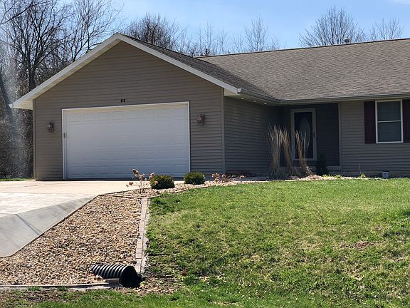 3rd image of 618 Heritage Dr