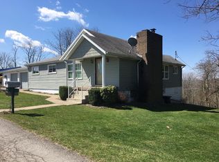 356 Snedeker Ln, Moundsville, WV 26041