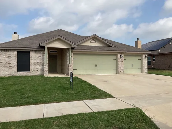 6811 Keechi Valley Dr, Killeen, TX 76549