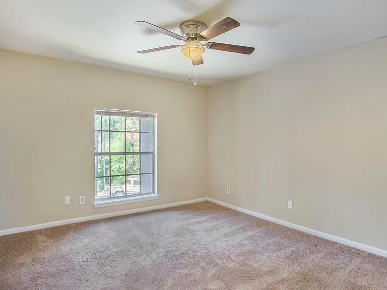 3267 Warringwood Dr — Photo 8