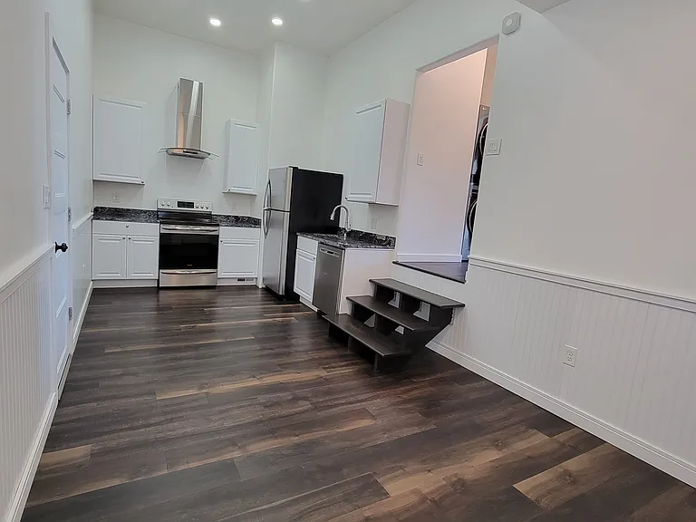 12974 S Kollman Ct — Photo 4