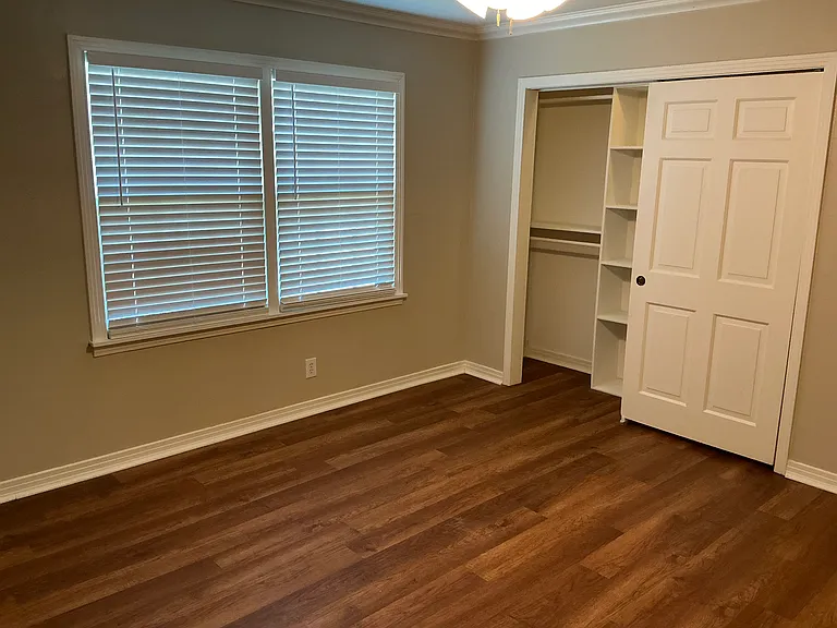 3408 Leith Ave — Photo 20