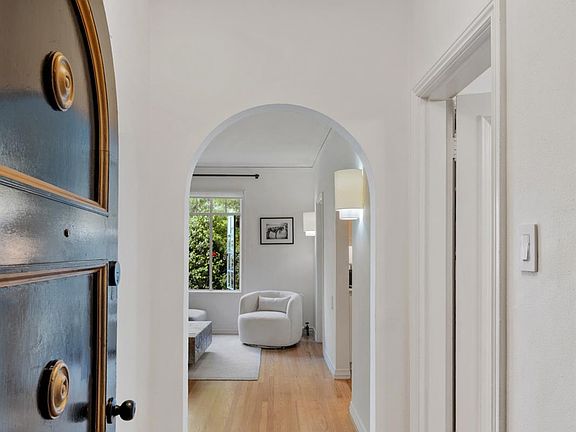 4th image of 3835 Scott Street #104