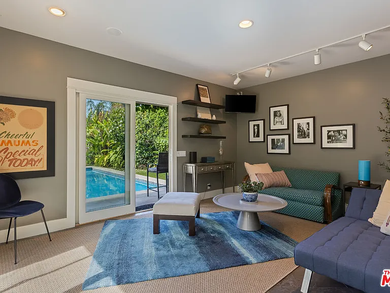 11835 S South Park Ave — Photo 15