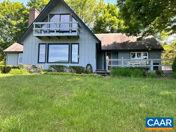 353 Edgewood Dr, Nellysford, VA 22958