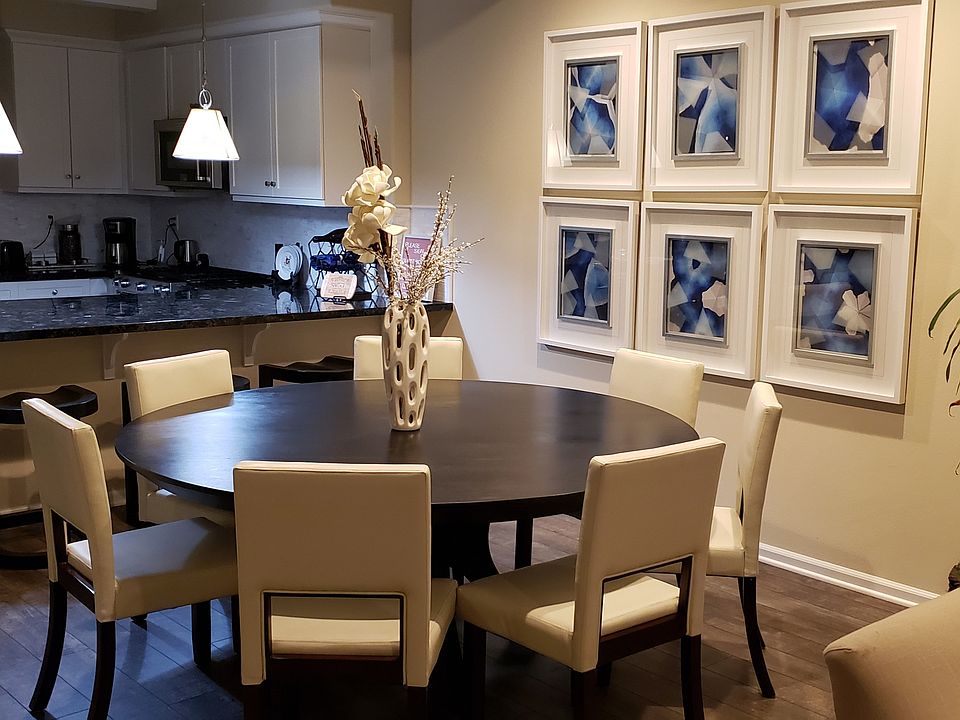 2nd image of 1870 Victoria Ave #1