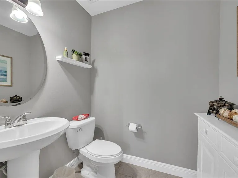 502 Del Sol Cir — Photo 21