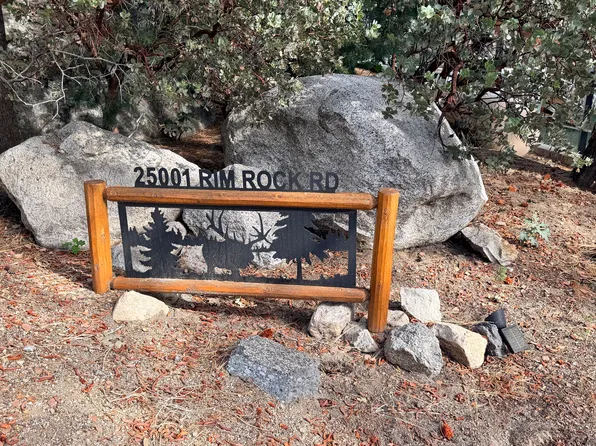 25001 Rim Rock Rd, Idyllwild, CA 92549