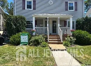 2 bed, 1.0 bath, $2,700 — Photo 1