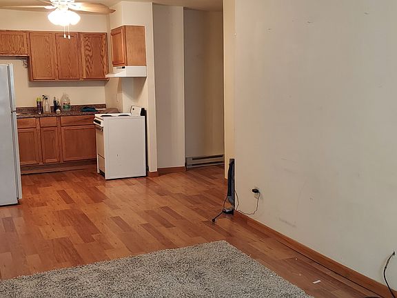 3rd image of 32 Brodhead St #2