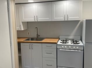 1600 Pine St #2B, Philadelphia, PA 19146