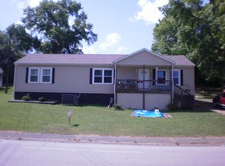 126 N Jefferson Cir, Oak Ridge, TN 37830